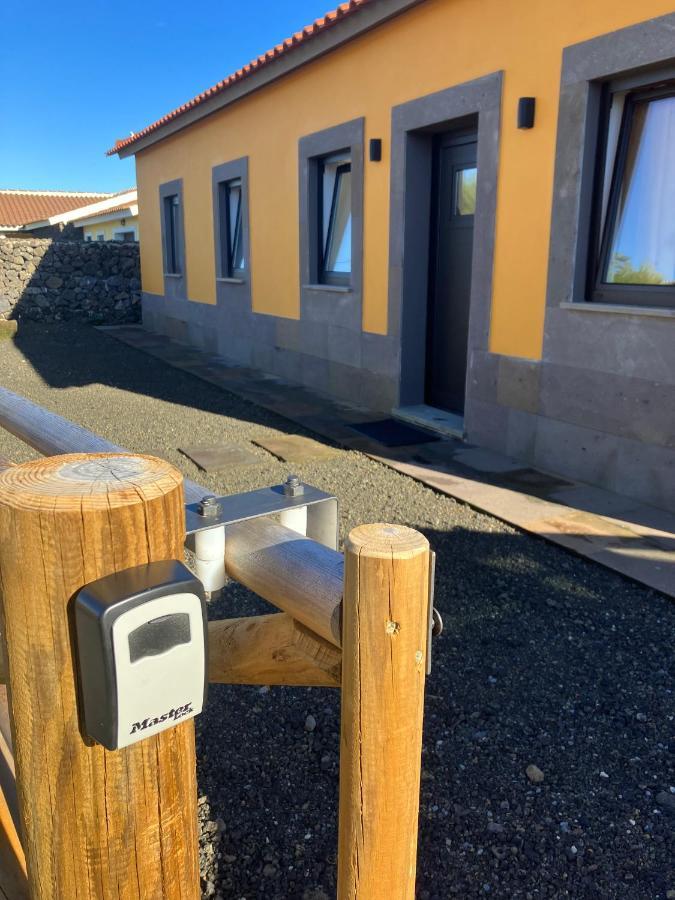 Вілла Casa Da Vinha Escondida Al Biscoitos  Екстер'єр фото